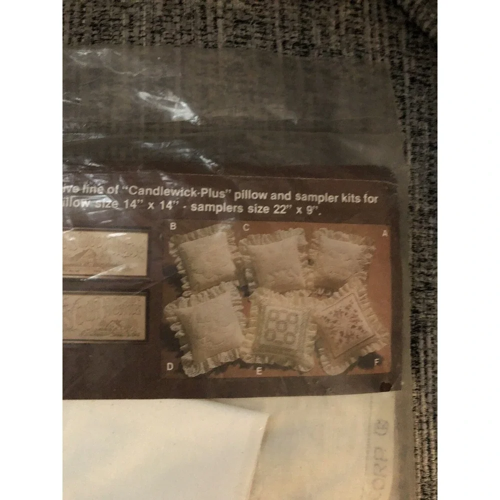 Paragon Candlewick -Plus Eagle Pillow Plus Quilting 14